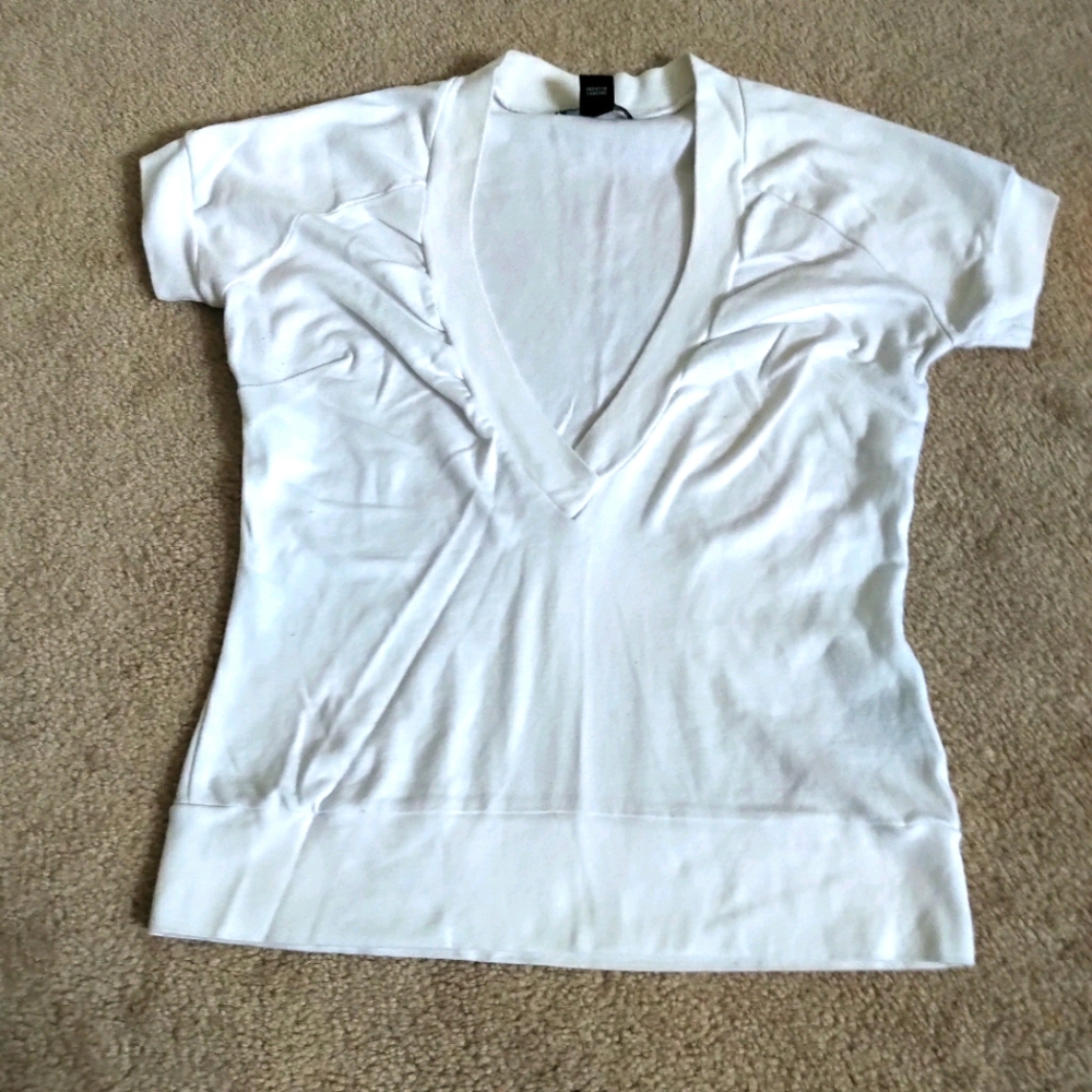 Deep V Top